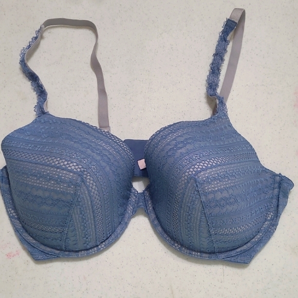 Victoria's Secret Blue with Lace Underwire Plunge Bra size 40DD - Picture 1 of 9